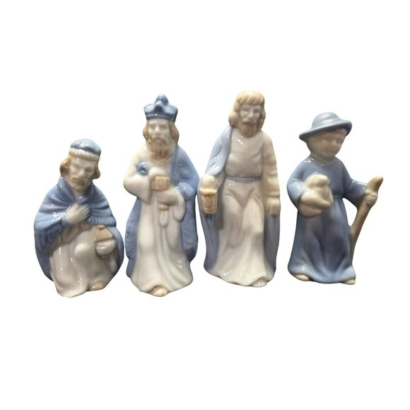 Vintage Biedermann Sri Lanka Blue & White Porcelain 7 Piece Nativity Set - Picture 7 of 10